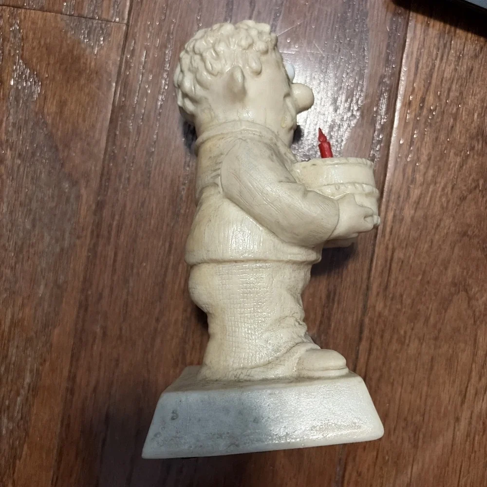 W&R Berrie Figurine Vintage Happy Birthday Cream Cake Candle 1970s Era Small